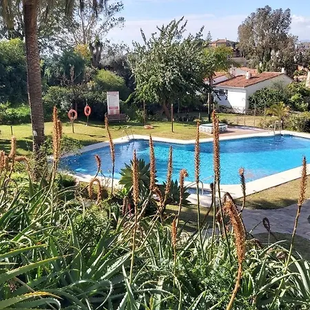 Del Parque Flats Interpares Swimmingpool Apartment