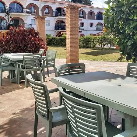 Del Parque Flats Interpares Swimmingpool Apartment *