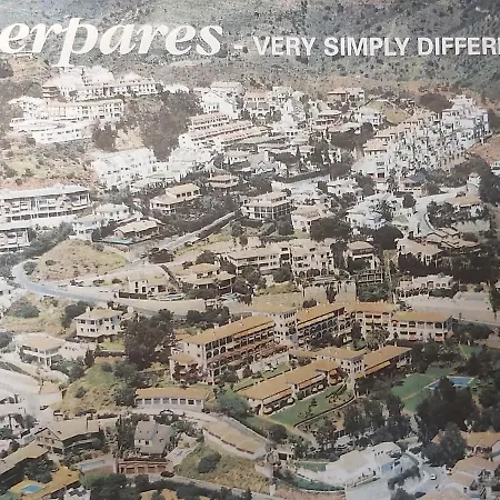 Del Parque Flats Interpares Swimmingpool Apartment Malaga