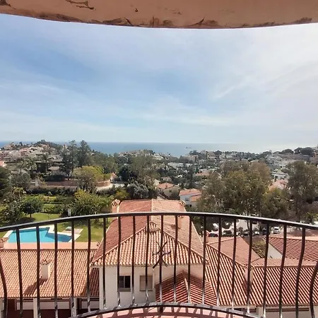 Del Parque Flats Interpares Swimmingpool * Malaga