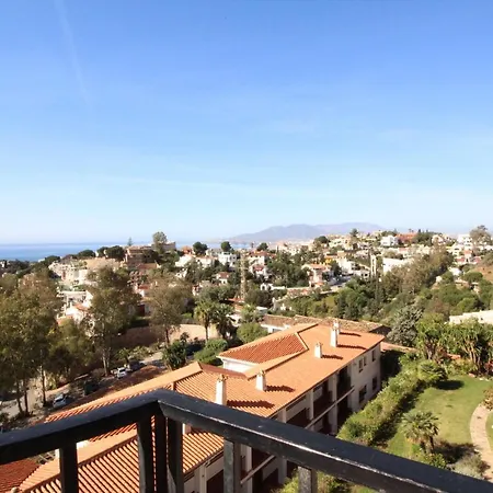 Del Parque Flats Interpares Swimmingpool Apartment Malaga